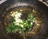 Foto del paso 4 de la receta: Arroz y costillejas