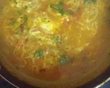 முட்டை நூடுல்ஸ் சூப் (muttai noodles soup recipe in tamil) ரெசிபி ஸ்டேப் 3 புகைப்படம்