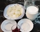 A picture of step 1 of Melon Shake.