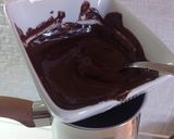 Φωτογραφία βήματος 10 της συνταγής Buche de Noel με γεύση Snickers
