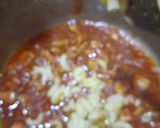 A picture of step 4 of Chicken tikka macaroni.