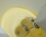 Foto langkah ke 3 dari resep Steamed Chocolatos Marble cake.