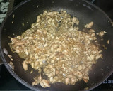 Foto del paso 3 de la receta: Macarrones con chanpiñones y pollo 