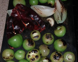 Foto del paso 1 de la receta: Salsa roja taquera asada
