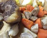 A picture of step 2 of Oxtail stew.