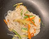 Φωτογραφία βήματος 4 της συνταγής Noodles απλά