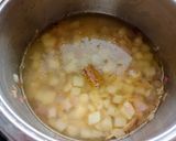 A picture of step 2 of Fresh Peas Soup.