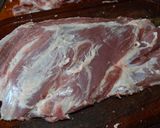Foto del paso 1 de la receta: Bondiolas  de cerdo  casera