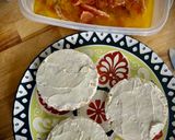 Foto del paso 1 de la receta: Tosta de arroz con salmón marinado y membrillo con escamas de pimentón De la Vera