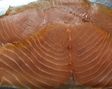 Foto del paso 1 de la receta: Rosas de salmón ahumado y virutas de limón