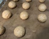 Foto langkah ke 2 dari resep Korean Garlic Cream Cheese.