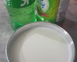 A picture of step 1 of Jam e shireen doodh soda.