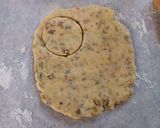 Foto del passaggio 3 della ricetta Biscotti ripieni al pistacchio