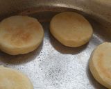 Foto del paso 2 de la receta: ▪ Pancitos a la sartén ▪