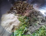 Foto del paso 3 de la receta: Pasta🍝 de conchitas con albóndigas de arvejas😋😊🤔