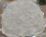 Foto del paso 1 de la receta: Palmeritas fáciles con tapa de pascualina de hojaldre