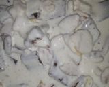 A picture of step 3 of Frozen Cookies and Cream.