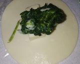 Foto del paso 2 de la receta: Empanadas de espinaca y queso cremoso