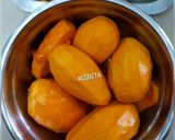 A picture of step 1 of Mango Ice cream.