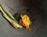 Foto langkah ke 2 dari resep 45) Soto Ayam Simple.