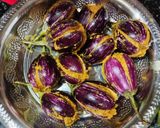 A picture of step 3 of Stuffed brinjal curry.