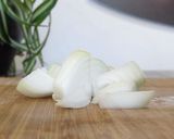 A picture of step 1 of Thai Cashew Chicken (Mama's Recipe).