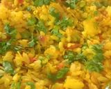 A picture of step 5 of Indori poha.