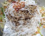 A picture of step 5 of Veg noodles with chicken Manchurian.