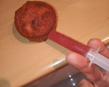 Foto del paso 6 de la receta: Magdalenas caseras rellenas de fresa en robot MC