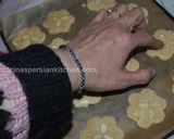 A picture of step 5 of Almond Biscuit   بیسکویت بادامی.