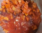 A picture of step 3 of Carrot tomato beetroot soup.