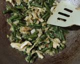 Foto langkah ke 2 dari resep 379. Oseng Kacang Kubis.