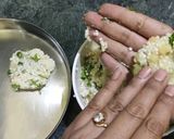A picture of step 4 of Sabudana Tikki.