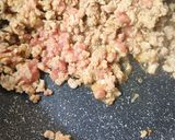 รูปขั้นตอนการทำที่ 2 ของ ผัดหมูสับใบตำลึงใส่ไข่ / เมนูเด็ก