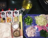 A picture of step 1 of Chinese pakoda.
