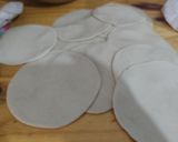 Foto del paso 2 de la receta: Masa de empanadas
