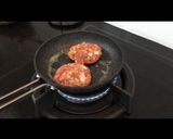 Foto langkah ke 3 dari resep Patty burger / beef burger.