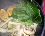 Foto del paso 2 de la receta: Sopa de pollo