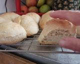 Foto del paso 3 de la receta: Pan artesanal con agua mineral s/gas y leche en polvo descremada