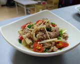 簡單的家常菜料理-金針菇炒絞肉的食譜步驟2照片
