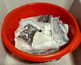 A picture of step 1 of 1️⃣ Fried Salted Cod🐟 without Batter.