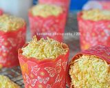 Foto langkah ke 8 dari resep Cheese Custard Muffin.