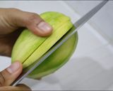 Foto langkah ke 1 dari resep Asinan mangga muda.