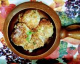A picture of step 4 of Sabudana Vada.