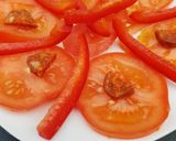 Une image de l'étape 1 de Salade tomate poivron chorizo.