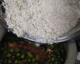 A picture of step 7 of Methi matar pulao.