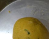 બાજરા નો લસણિયો રોટલો રેસીપી સ્ટેપ2ફોટો