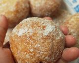 Foto langkah ke 5 dari resep Bomboloni Tanpa Ulen.