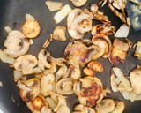Foto del paso 1 de la receta: Codornices rellenas de champiñones 🍄