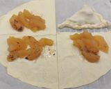 Foto del paso 5 de la receta Empanadillas de hojadre rellenas de manzana 🍎 asada con miel 🍯